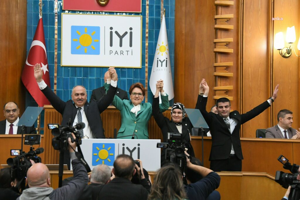 Meral akşener: "yargıtay’ın anayasa’yı tanımayarak yol açtığı hukuk skandalına maalesef, türkiye büyük millet meclisi de eşlik etmiş oldu