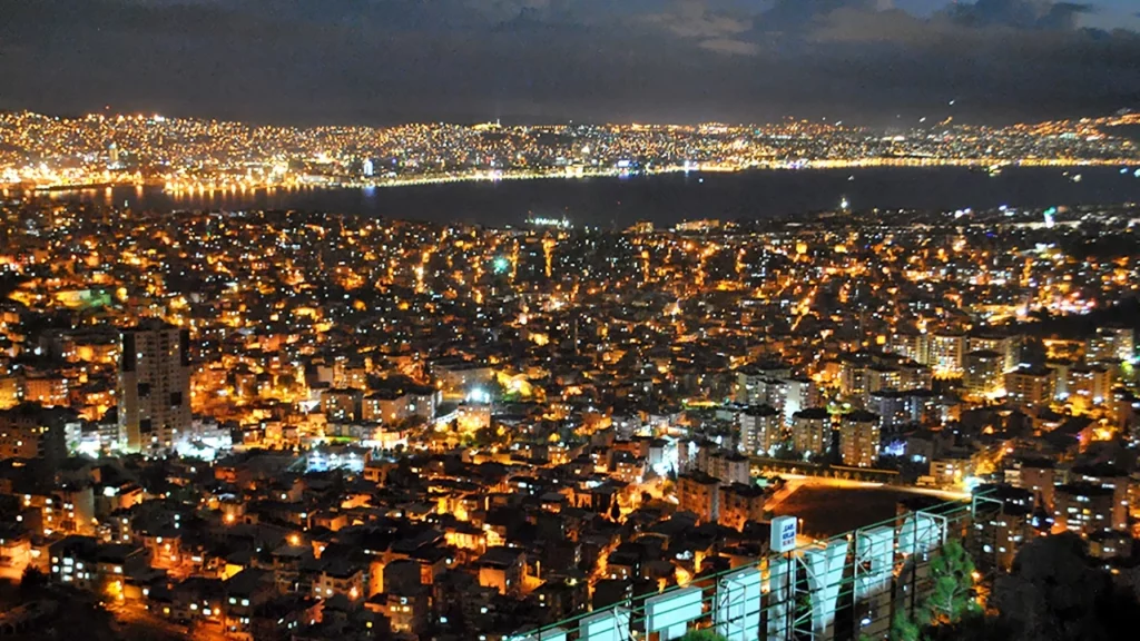 Izmir cigli denizden tarihe yasam tarzlarina uygun bir ilce