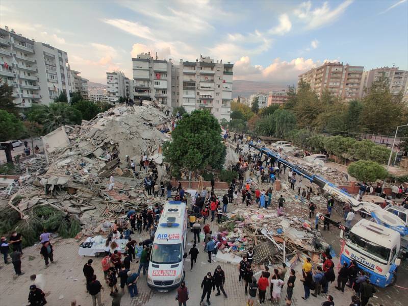 Izmir depremi