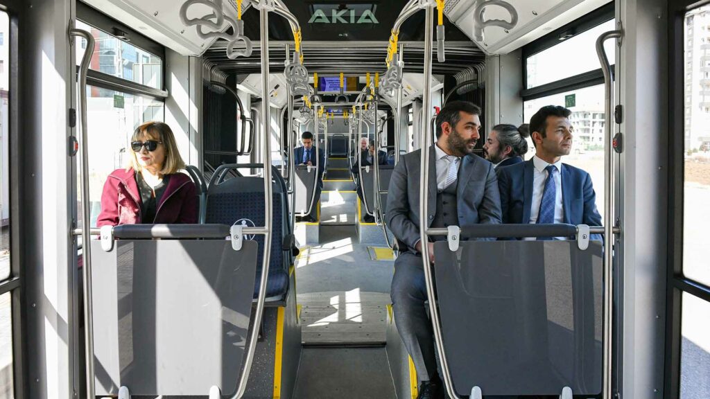 Metrobus 11