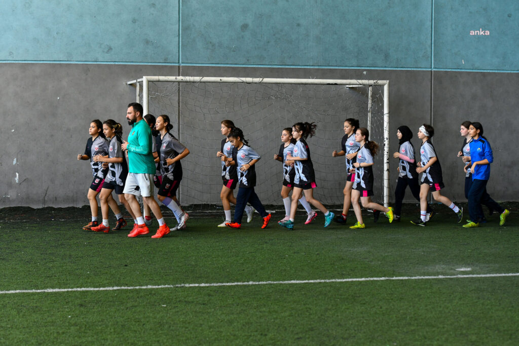 Fomget kadın futbol takımı, yeni yıldızlarını arıyor