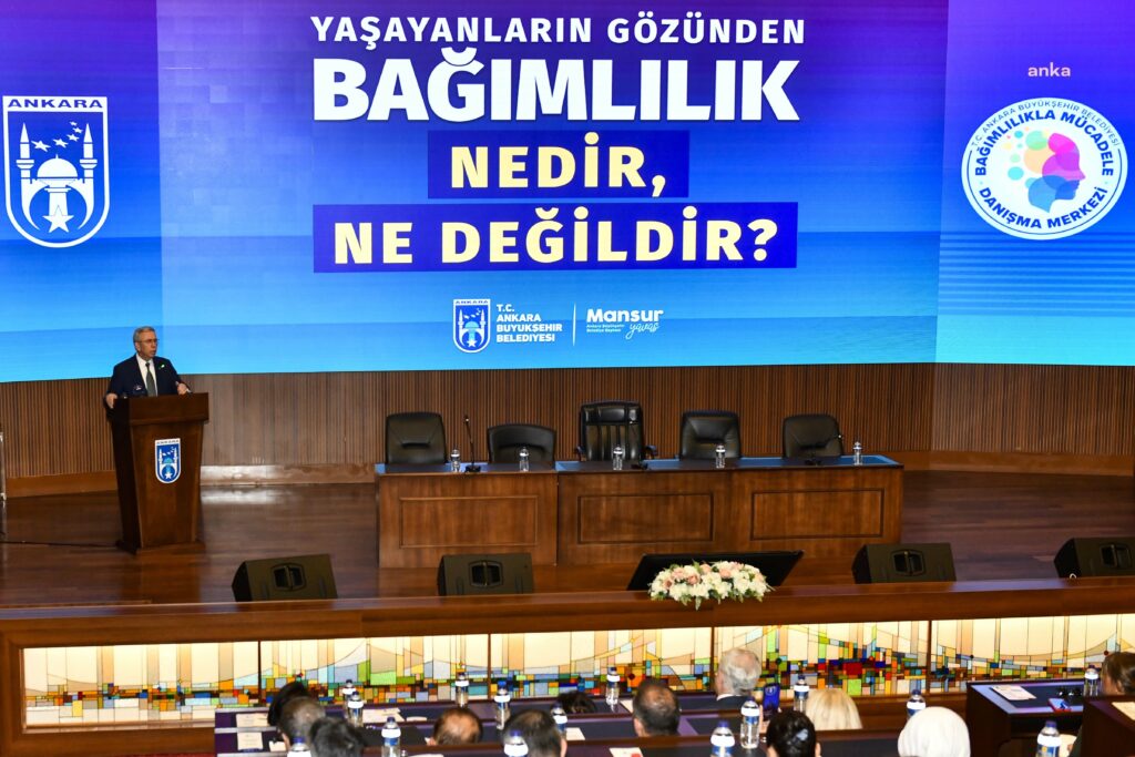 Ankara büyükşehir belediyesi ev sahipliğinde “bağımlılık nedir, ne değildir” paneli düzenlendi