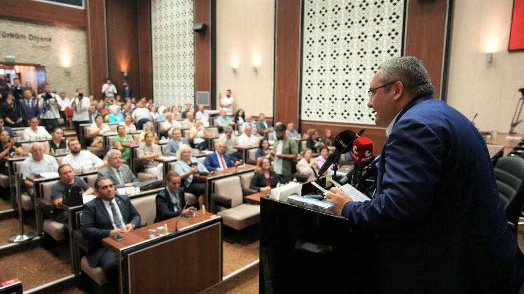 Keçiören belediyesi'nden bağımlılıkla mücadele paneli