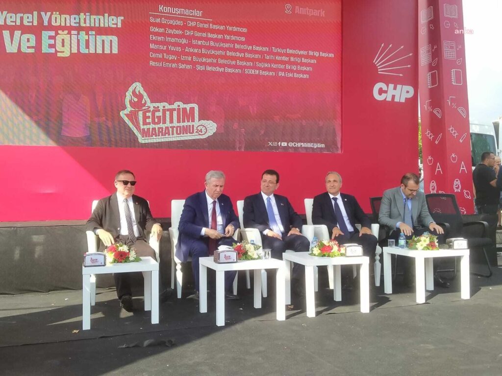 Chp’nin eğitimde yaşanan sorunları gündeme getirmek için gerçekleştirdiği eğitim maratonu’nun altıncı oturumunda konuşan ankara büyükşehir belediye başkanı mansur yavaş, "özellikle ilkokula giden çocuklara belediyemiz kahvaltı yardımı yapmak istiyoruz ama bazı kaymakamların izin vermemesi nedeniyle bunlar engellendi" dedi.