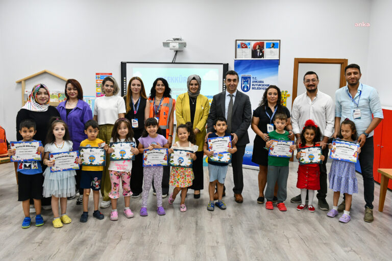 Ankara Büyükşehir Belediyesi Afet İşleri Daire Başkanlığı, okul öncesi çocuklara yönelik ‘Afet Farkındalık ve Temel İlk Yardım Semineri’ düzenlemeye başladı.