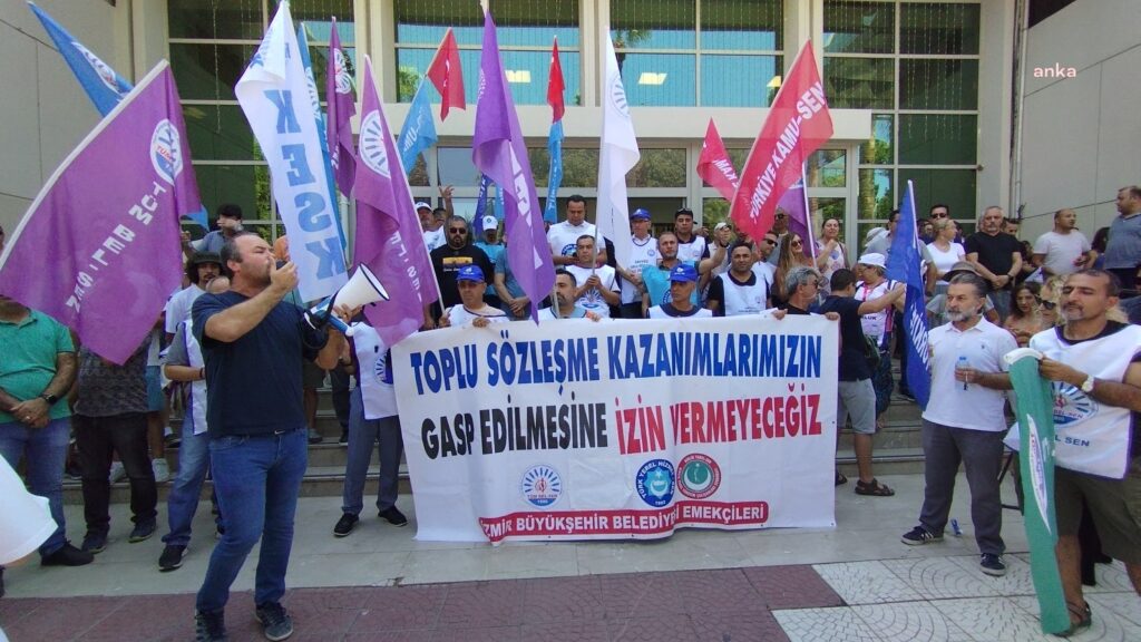 İzmir büyükşehir belediyesi çalışanları iş bıraktı