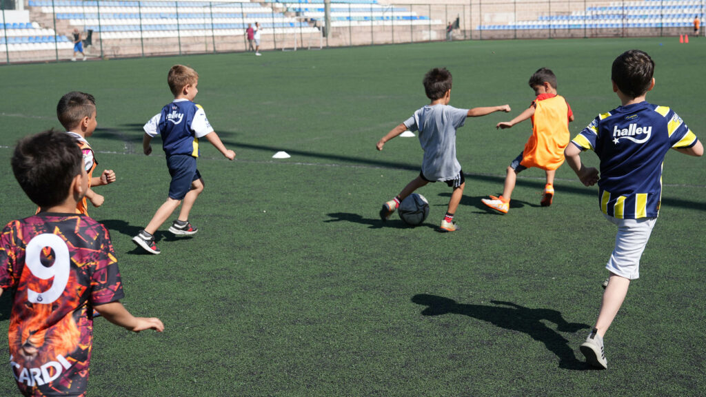 Keçiören’de yaz spor okulu heyecanı