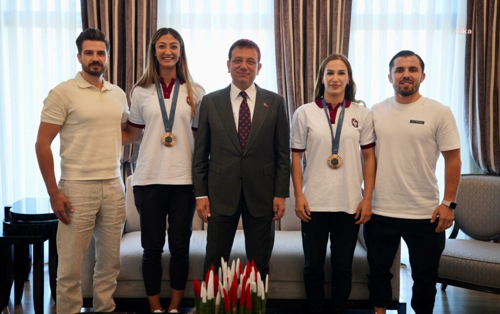 İmamoğlu, i̇bb sporun olimpiyat madalyalı sporcularını