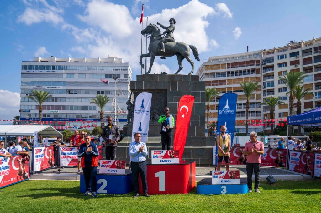 Uluslararası 9 eylül i̇zmir yarı maratonu’yla kurtuluş coşkusu başladı