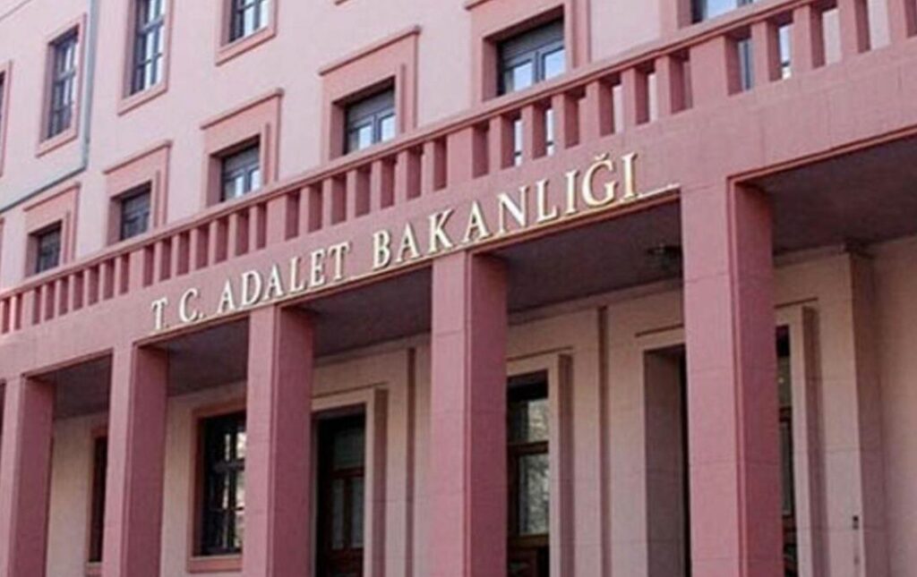 Adalet bakanlığı'ndan kılıçdaroğlu'na kovuşturma izni