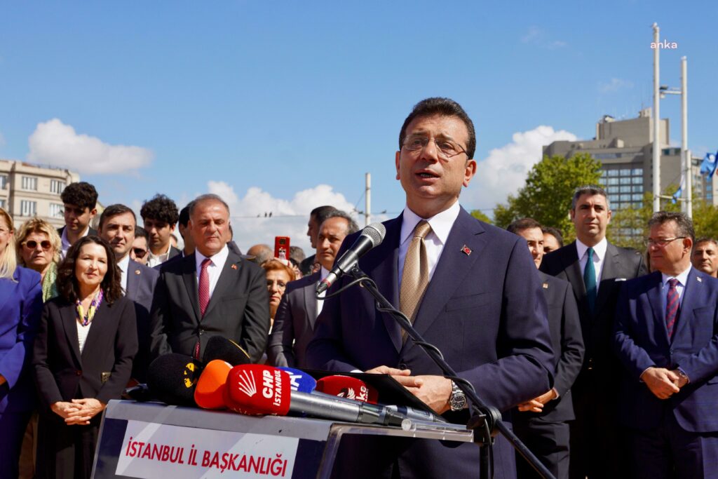 Chp'nin 101. Yaşı taksim'de kutlandı...