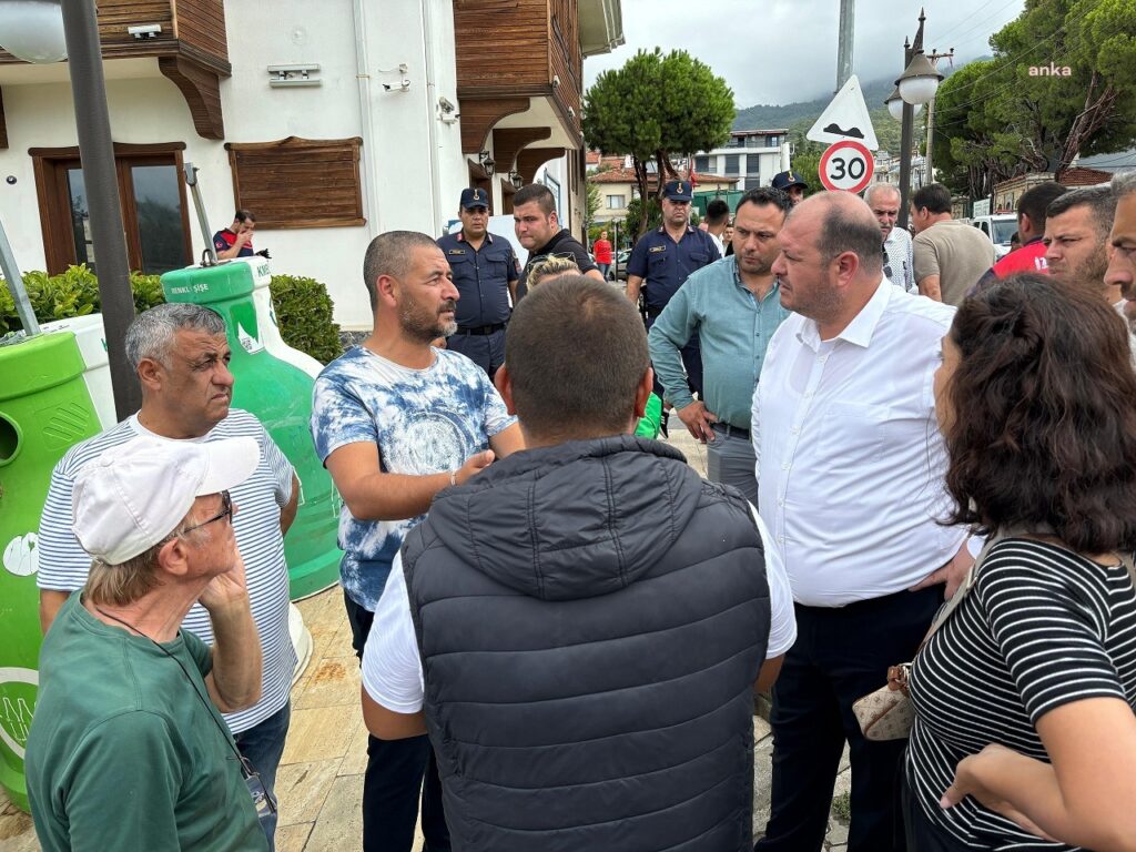 Başkan çiçek, sel felaketinden dolayı mağdur olan mahalleleri ziyaret etti