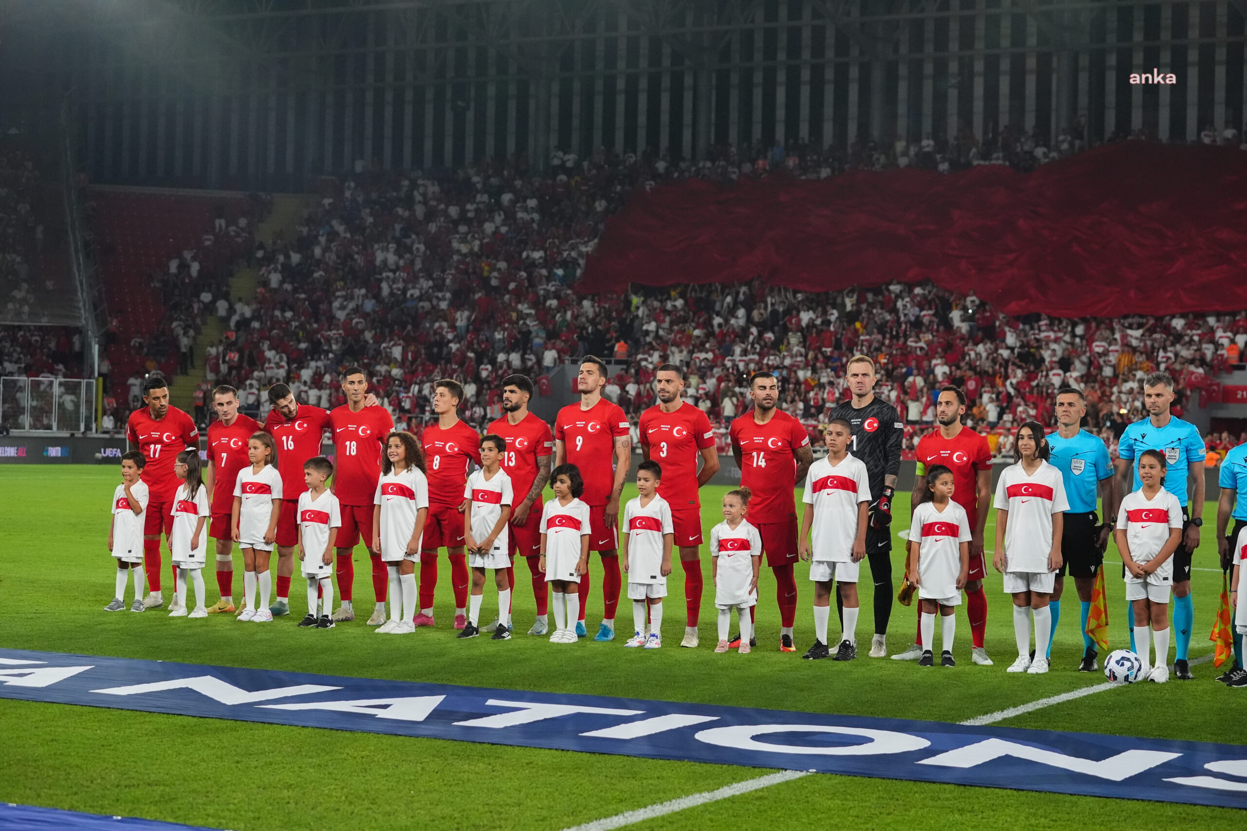 A milli futbol takımı, i̇zlanda'yı 3-1 mağlup etti.