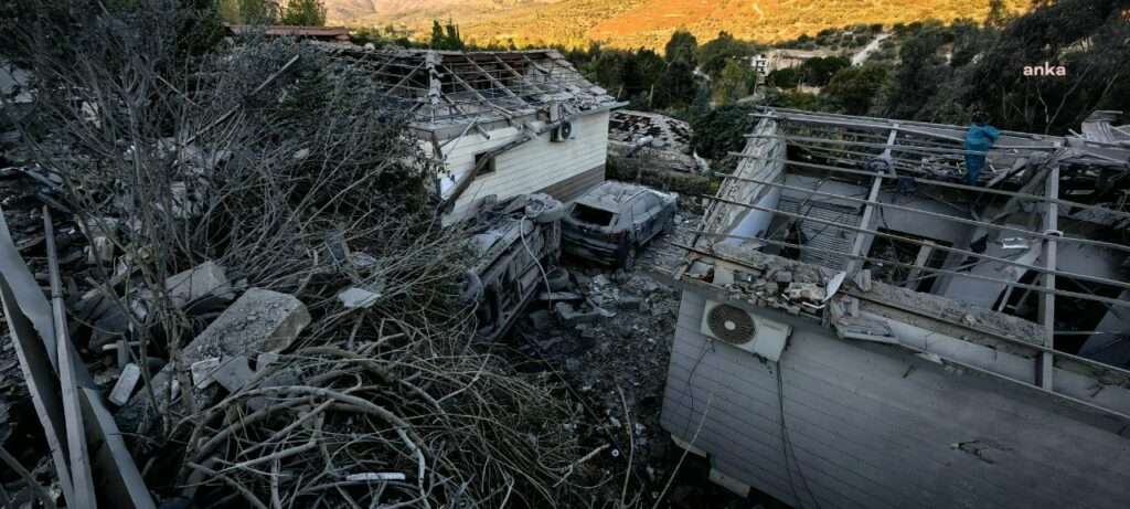 İsrail'in güney lübnan'a düzenlediği hava saldırısında 3 gazeteci hayatını kaybetti