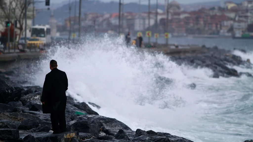 Ankara ve i̇stanbul valilikleri uyardı