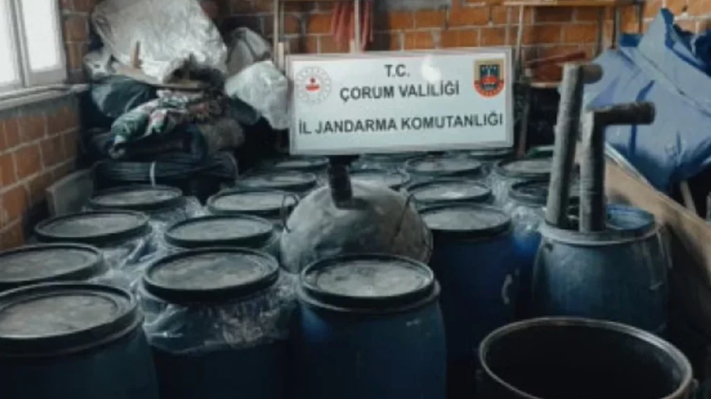 “Çengel-11” operasyonlarında 40 bin 388 litre sahte alkol ve etil alkol ele geçirildi