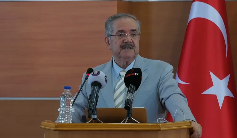 Gazeteci yazar taha akyol