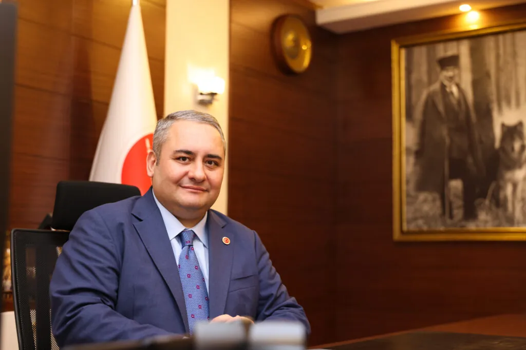 Başkan özarslan`dan 30 ağustos zafer bayramı kutlama mesajı