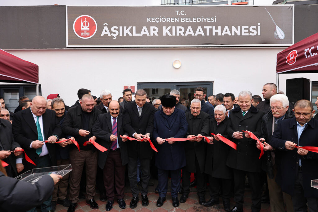 Âşıklar kıraathanesi keçiören'de hizmete açıldı