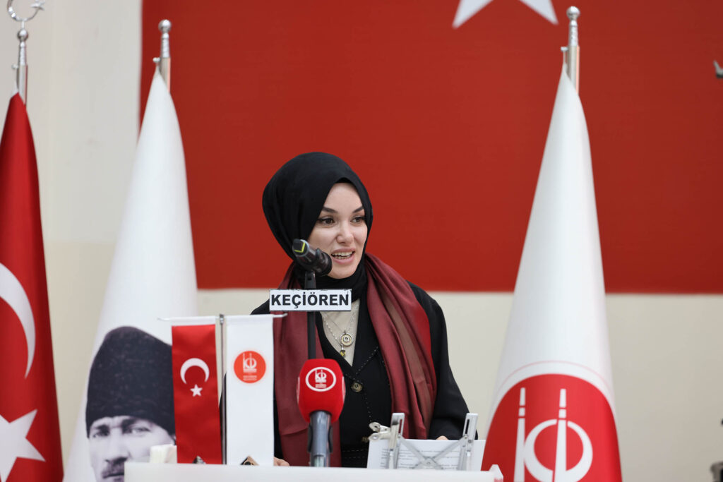 Ahid ankaralilar ve ankaraya hizmet edenler dernegi kadin kollari baskani nihal turkmen