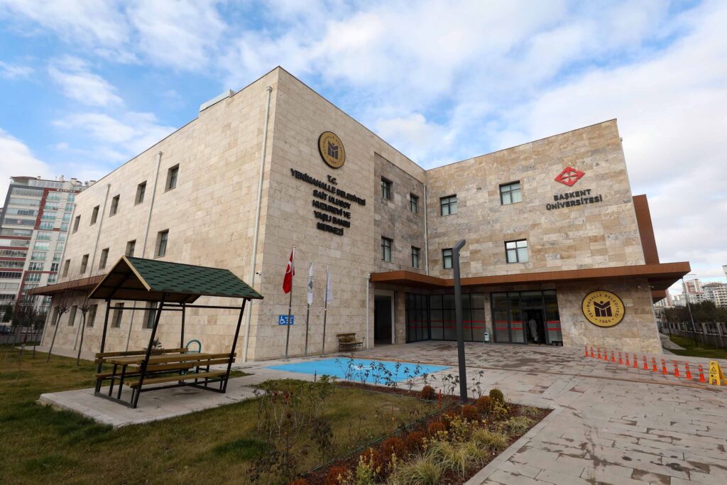 Yenimahalle’de Alzheimer Hastalarına Güvenli Çatı Ybb 7541