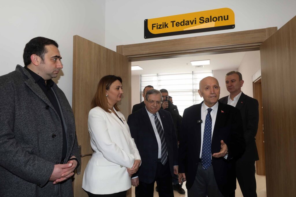 Yenimahalle’de Alzheimer Hastalarına Güvenli Çatı Yenimahalle’de alzheimer hastalarına güvenli çatı