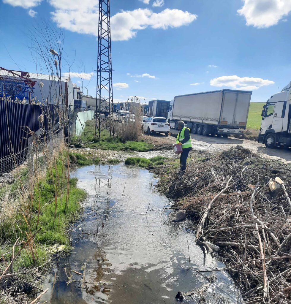 Yenimahalle’de Larva Ile Mücadele Devam Ediyor 8