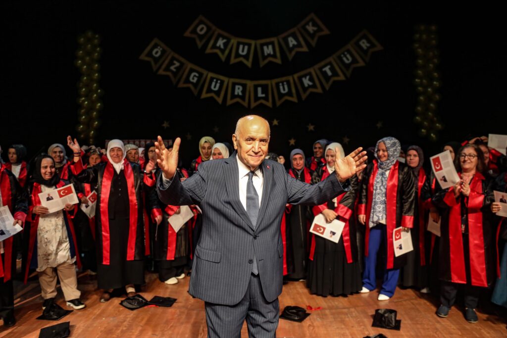 Yenimahalle’de 8 Bin Vatandaş Okuma Yazma Öğrendi Ybb 0314