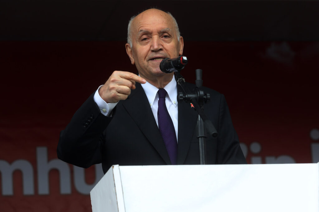 3’Üncü Yeni Halk Kafe Lalegül’de Açıldı Ybb 0988