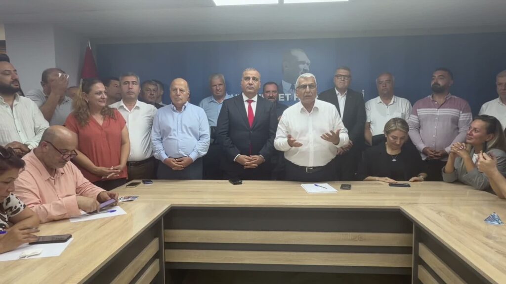 Cemal Canpolat: Chp’yi Yeniden Ayağa Kaldıracağız Cemal canpolat: chp’yi yeniden ayağa kaldıracağız