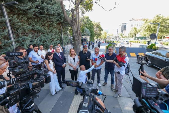 Şehit yakınları ve gazilere destek: dinçer ve saraç’tan güvenpark ziyareti
