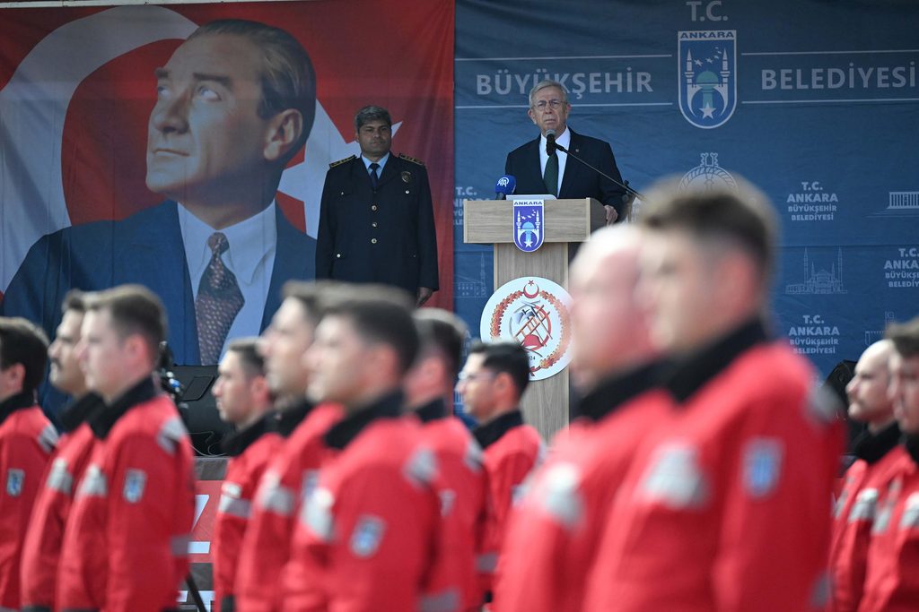 Ankara İtfaiyesi’nde 100 Personel Asil Memurluğa Geçti Bet 6959