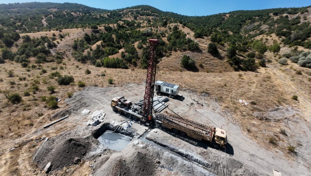 Aski̇’den Çubuk Kösrelik’e 6,8 Kilometrelik İçme Suyu Hattı Aski̇’den çubuk kösrelik’e 6,8 kilometrelik i̇çme suyu hattı