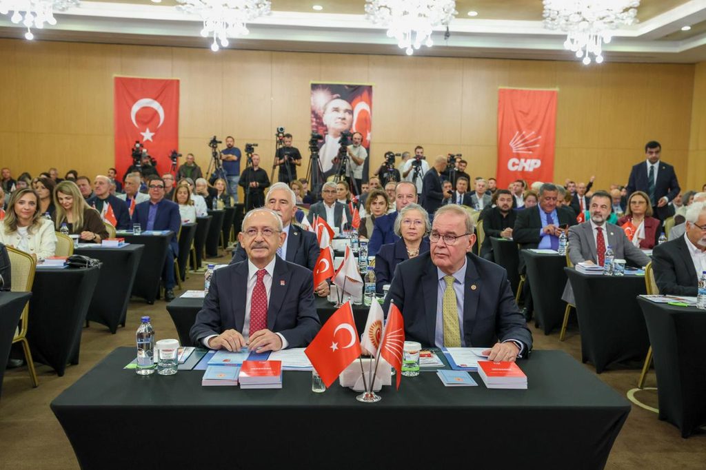 Kılıçdaroğlu Abant’ta Borsa Ve Fon Soruşturmasına İlişkin 7 Soru Yöneltti Img 9012