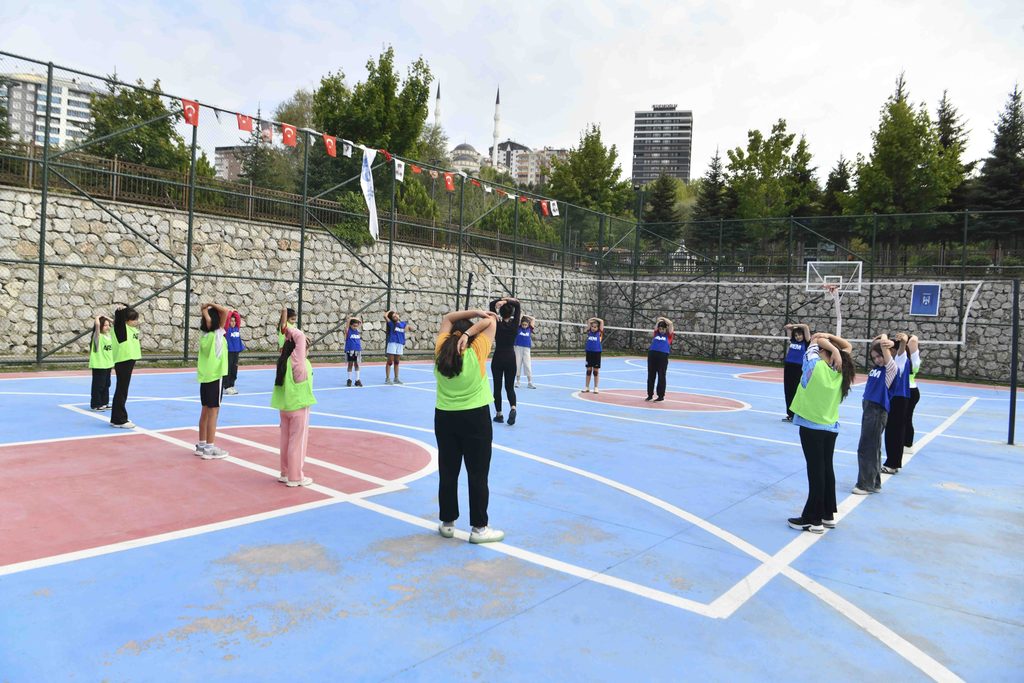 Pursaklar’da Çocuklar İçin Ücretsiz Spor Kursları Başladı Toy 6383