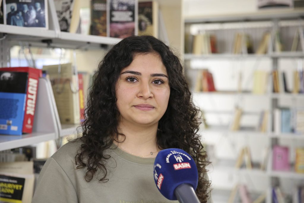 Berfin dogan
