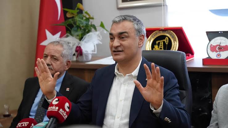 Müslim Sarı’dan “Çözüm Süreci” Mesajı: Çok Boyutlu Ele Alınmalı Images 3 2