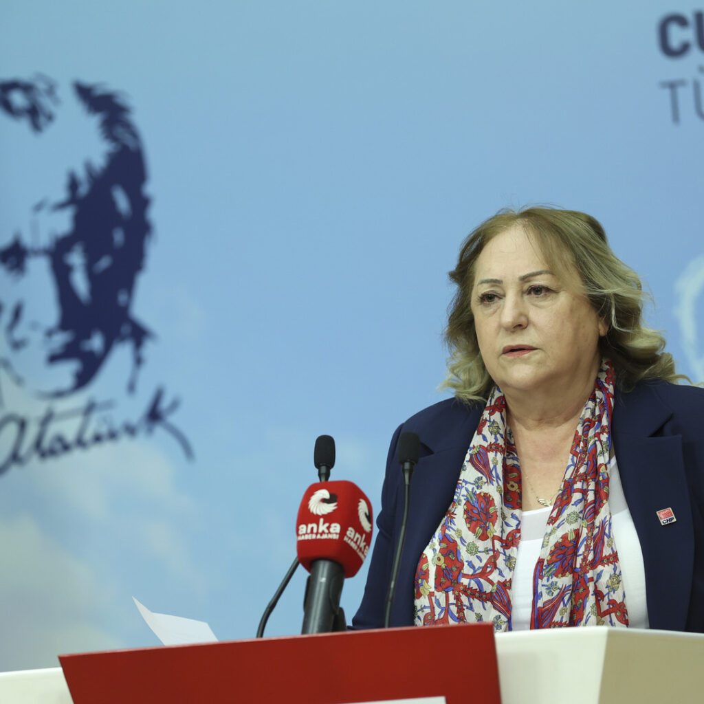 Ayten Gülsever’den Emeklilikte Adalet Çağrısı: “Kademeli Geçiş Şart” Ayten gülsever’den emeklilikte adalet çağrısı: “kademeli geçiş şart”