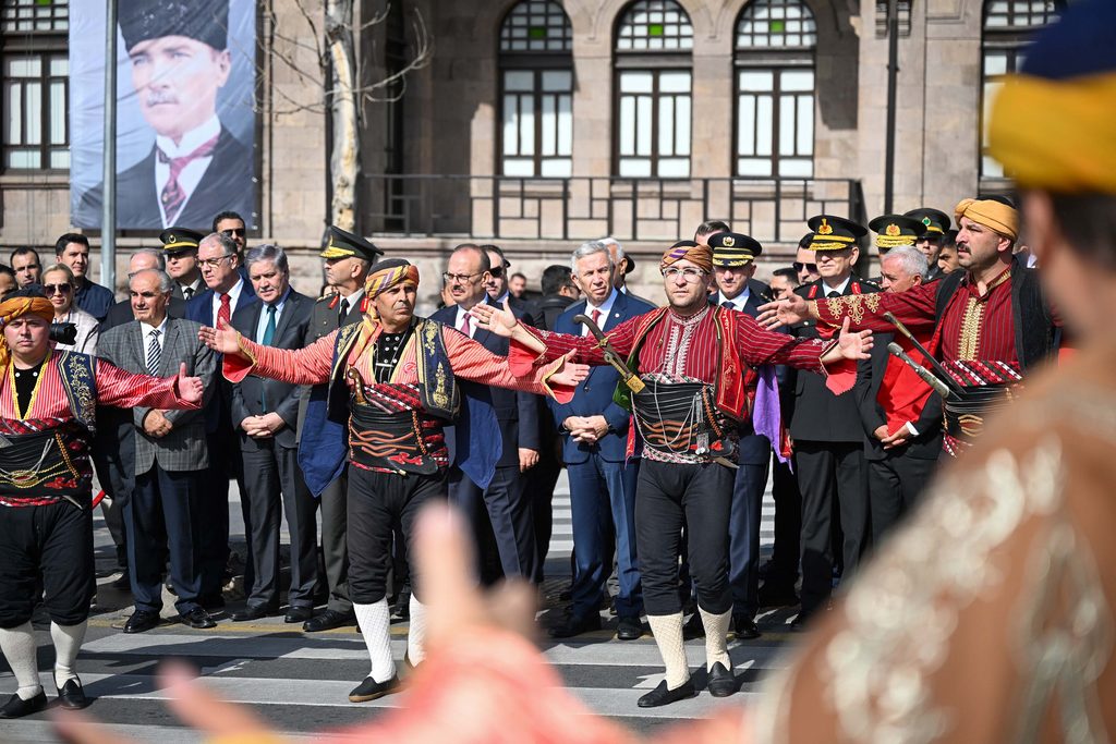 Mansur Yavaş’tan Ankara’nın Başkent Oluşunun 103. Yılı Mesajı Beh 3703