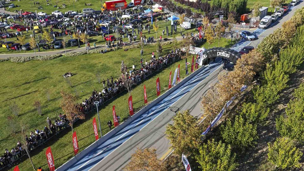 Ata Çiftliği’nde Hafta Sonu Yoğunluğu: Doğa Ve Otomobil Tutkunları Buluştu Dji 20261004211308 0112 d mogol 1