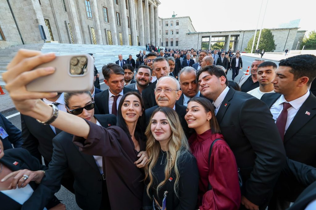 Kılıçdaroğlu’ndan Çiftçi Borçları Ve Ekonomi Eleştirisi Img 0502
