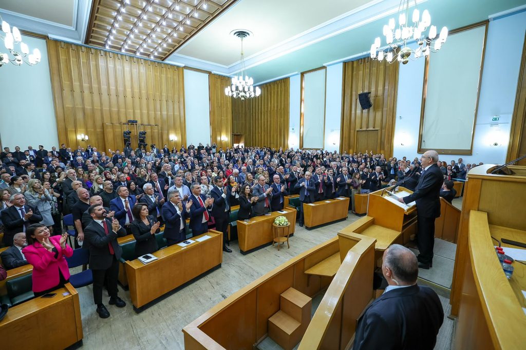 Kılıçdaroğlu’ndan Çiftçi Borçları Ve Ekonomi Eleştirisi Img 0504