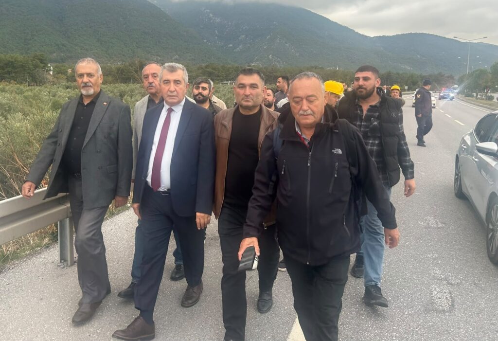 Necdet Saraç’tan Somalı Madencilere Destek Necdet saraç’tan somalı madencilere destek