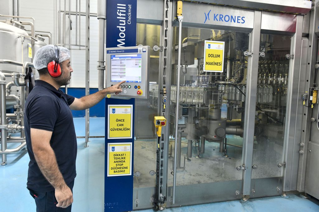 Seğmen Su Yeni Cam Ve Bardak Ürünlerini Tanıttı Yns5842