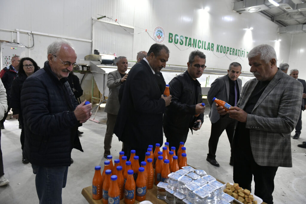 Ankara’nın Kırsal Kalkınma Modeli Belediyelere Sahada Anlatıldı Ankara’nın kırsal kalkınma modeli belediyelere sahada anlatıldı