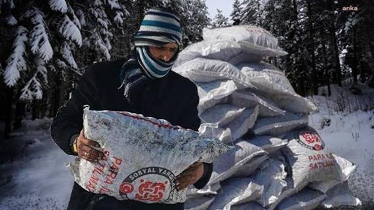 Gamze Akkuş İlgezdi’den Isınma Yardımları İçin Çağrı Images 16