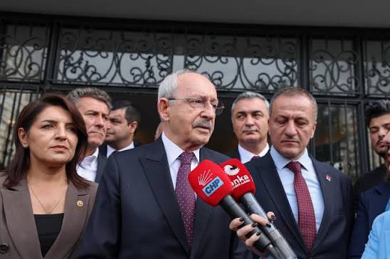 Kılıçdaroğlu Mersin’de: Chp İl Başkanlığı’nda Kritik Görüşme Kılıçdaroğlu mersin’de: chp i̇l başkanlığı’nda kritik görüşme