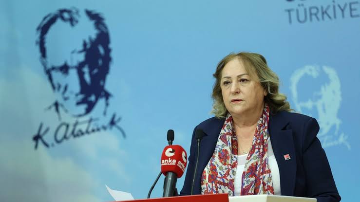 Ayten Gülsever’den Çocuk İşçiliğiyle Mücadele Çağrısı Ayten gülsever’den çocuk i̇şçiliği açıklaması