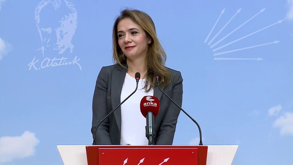 Gamze Akkuş İlgezdi’den Isınma Yardımları İçin Çağrı Gamze akkuş i̇lgezdi’den isınma yardımları i̇çin çağrı
